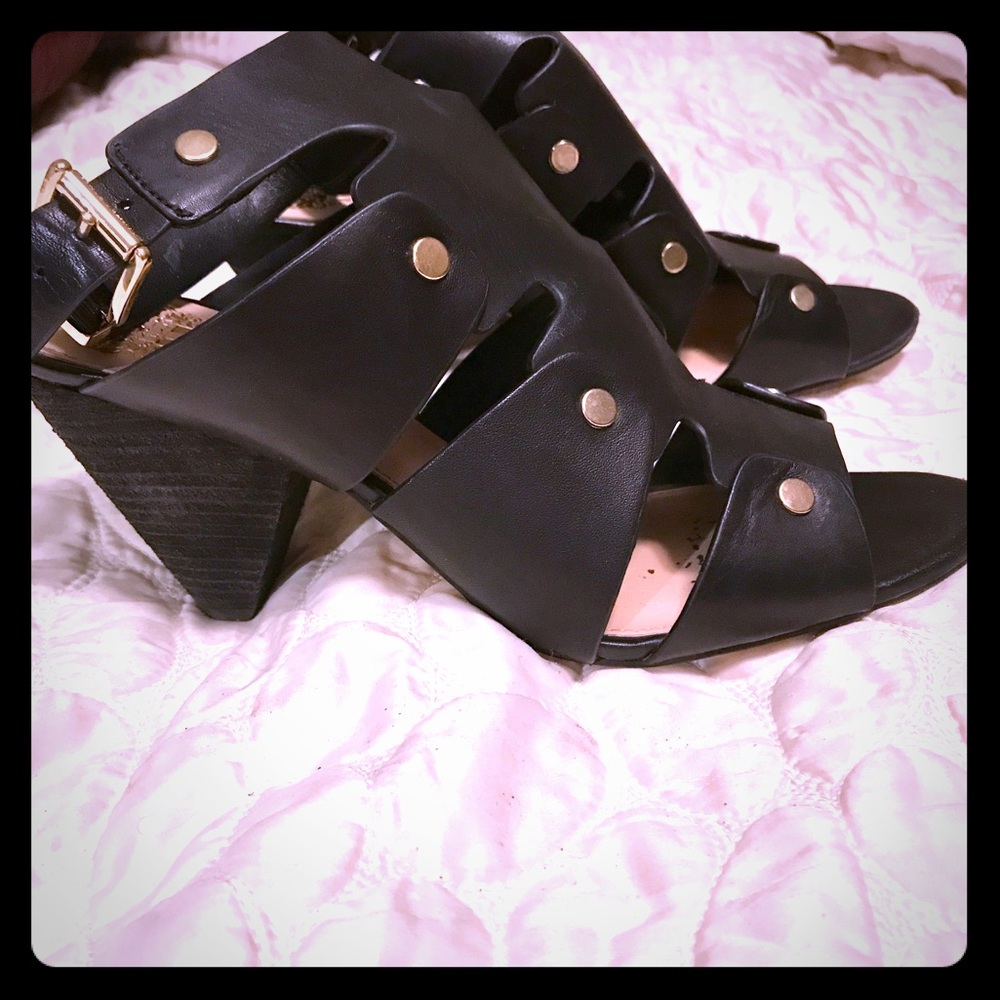 Vince Camuto black shoes